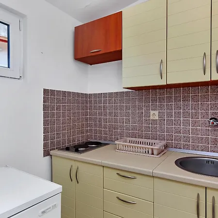 Apartmani Cico Gdinj Exterior photo