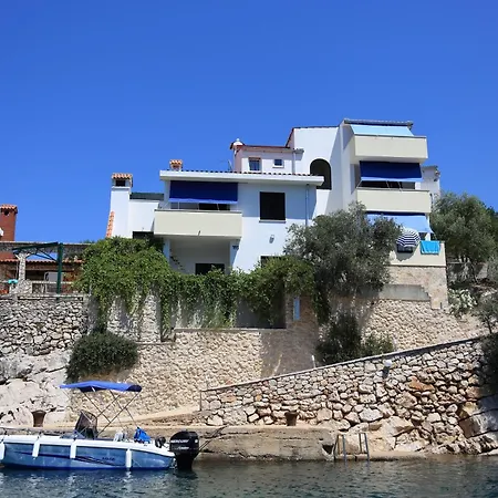 Apartmani Cico Gdinj Exterior photo