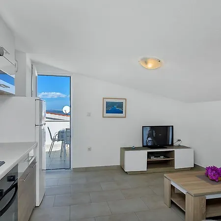 Apartmani Cico Gdinj Exterior photo